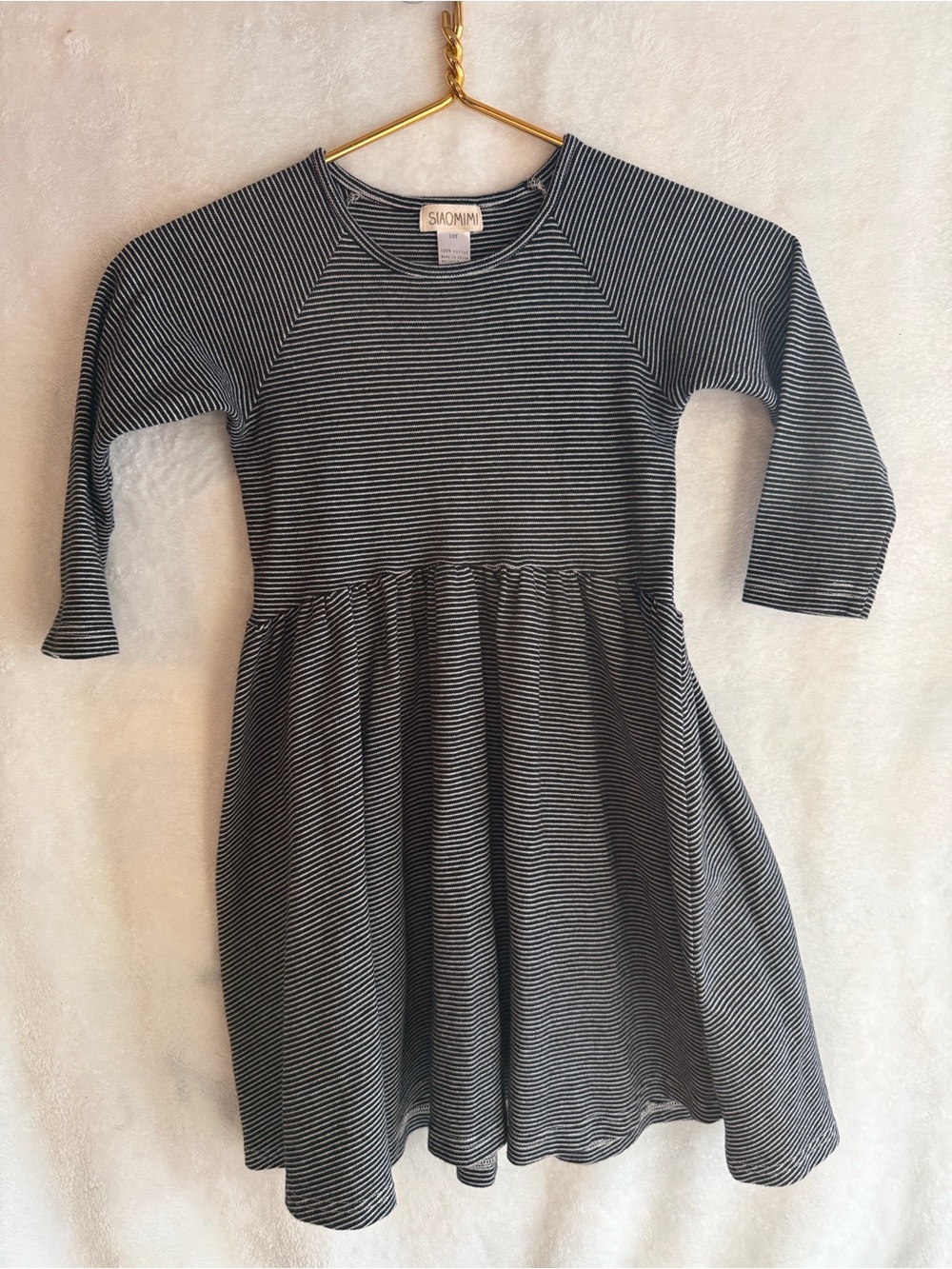 Siaomimi Black and White Striped Long-Sleeve Knit Dress